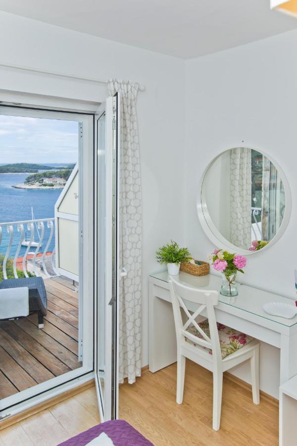 Rooms Carpe Diem Hvar Hvar Town Esterno foto