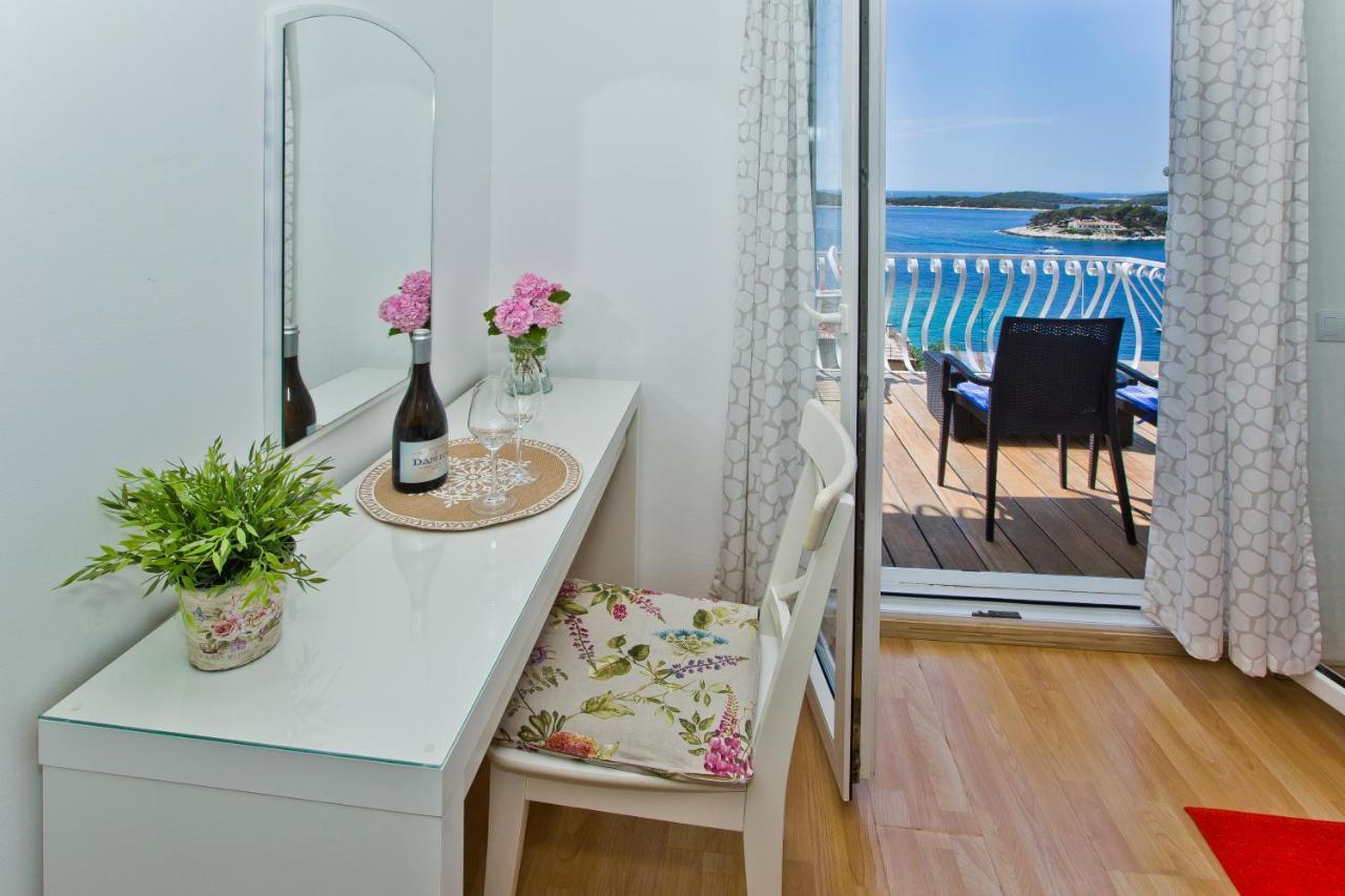 Rooms Carpe Diem Hvar Hvar Town Esterno foto