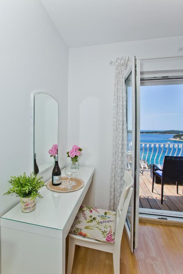 Rooms Carpe Diem Hvar Hvar Town Esterno foto